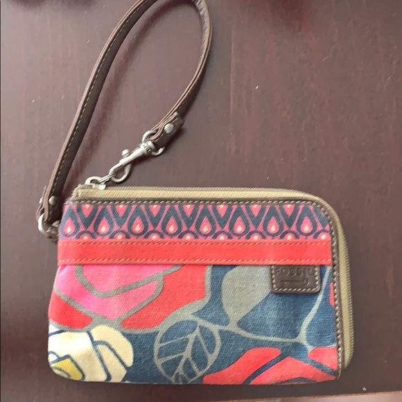 Fossil Wristlet - Picture 1 of 5